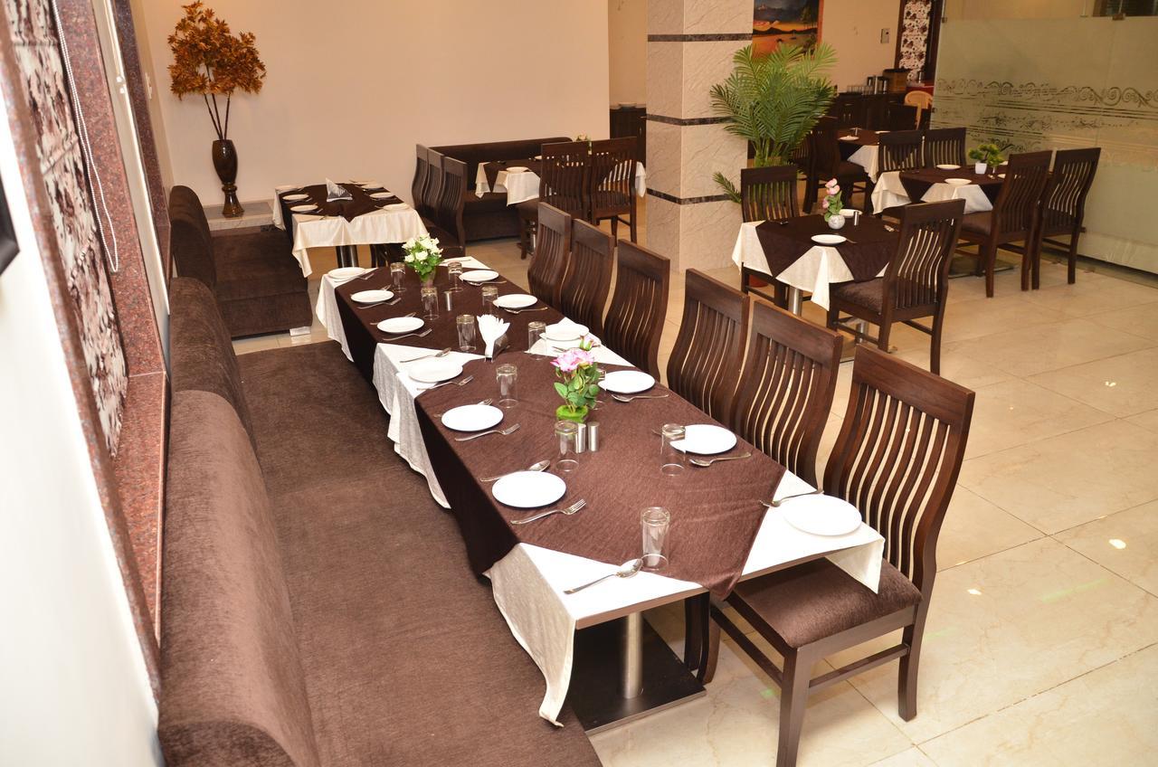 Regal Hotel And Restaurant Mathura Kültér fotó