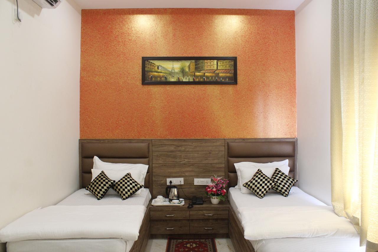 Regal Hotel And Restaurant Mathura Kültér fotó