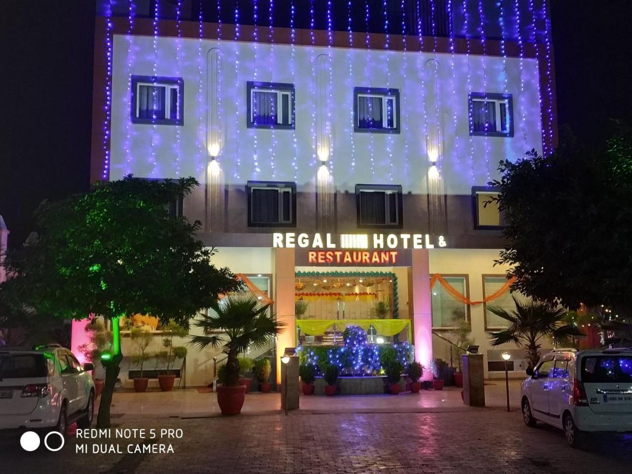 Regal Hotel And Restaurant Mathura Kültér fotó